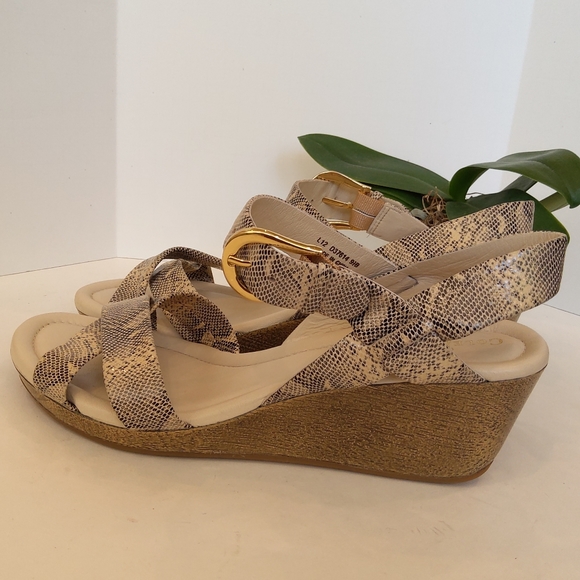 Cole Haan snake print sandals - Picture 2 of 13